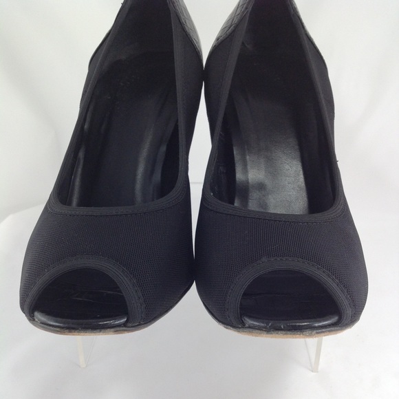 Donald J. Pliner ZORBA Black Mesh Elastic Pumps - Picture 6 of 13